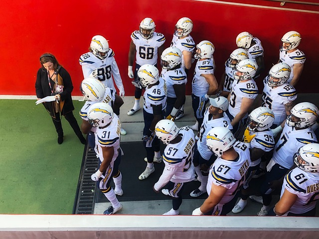 快快下单支付吧！利雅得胜利想在冬窗3000万欧元求购卡塞米罗.